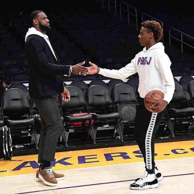炸裂！三杀卫冕冠军！NBA西部最大黑马诞生（震撼！三度击败卫冕王者，NBA西部最大黑马崛起）