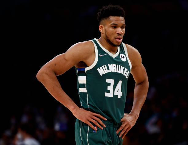 雷霆VS马刺前瞻：马刺三杀or雷霆复仇？SGA大战文班亚马（雷霆对马刺赛前看点：马刺冲击三连杀还是雷霆上演复仇？SGA硬撼文班亚马）