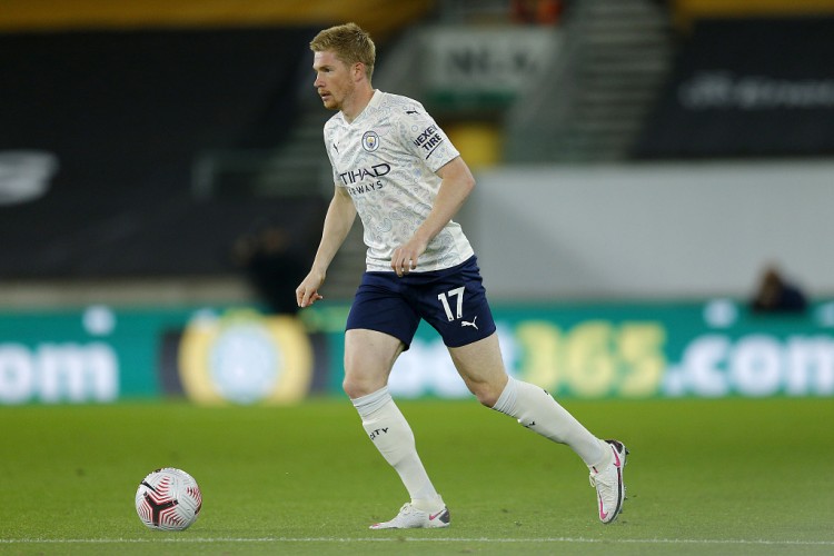 带队6战4胜重回积分榜榜首，穆斯卡特当选中超9／10月最佳教练（穆斯卡特率队6战4胜再登榜首，荣膺中超9／10月最佳教练）