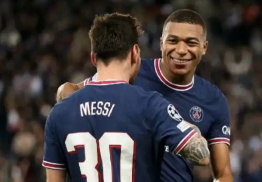 单靠进攻，没有防守，这是绝对无法夺冠的，解决防守难题是关键（只攻不守难封王，补齐防守短板是关键）