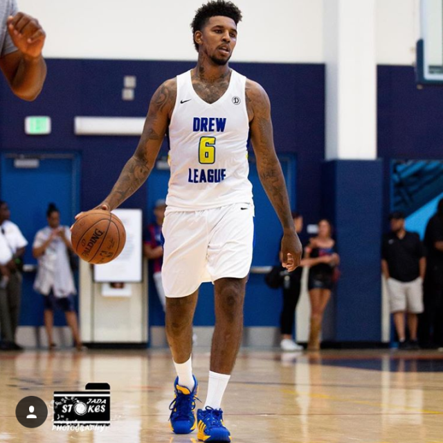 欧冠92年改制后戴帽数前10：梅西、C罗8次第1，姆巴佩5次第4（自1992年欧冠改制以来帽子戏法次数前十：梅西、C罗各8次并列第一，姆巴佩5次居第4）