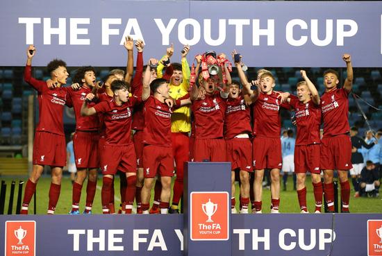 香港金牛2025-2026NBL新赛季誓师大会顺利举行（香港金牛2025-2026赛季NBL誓师大会成功举办）