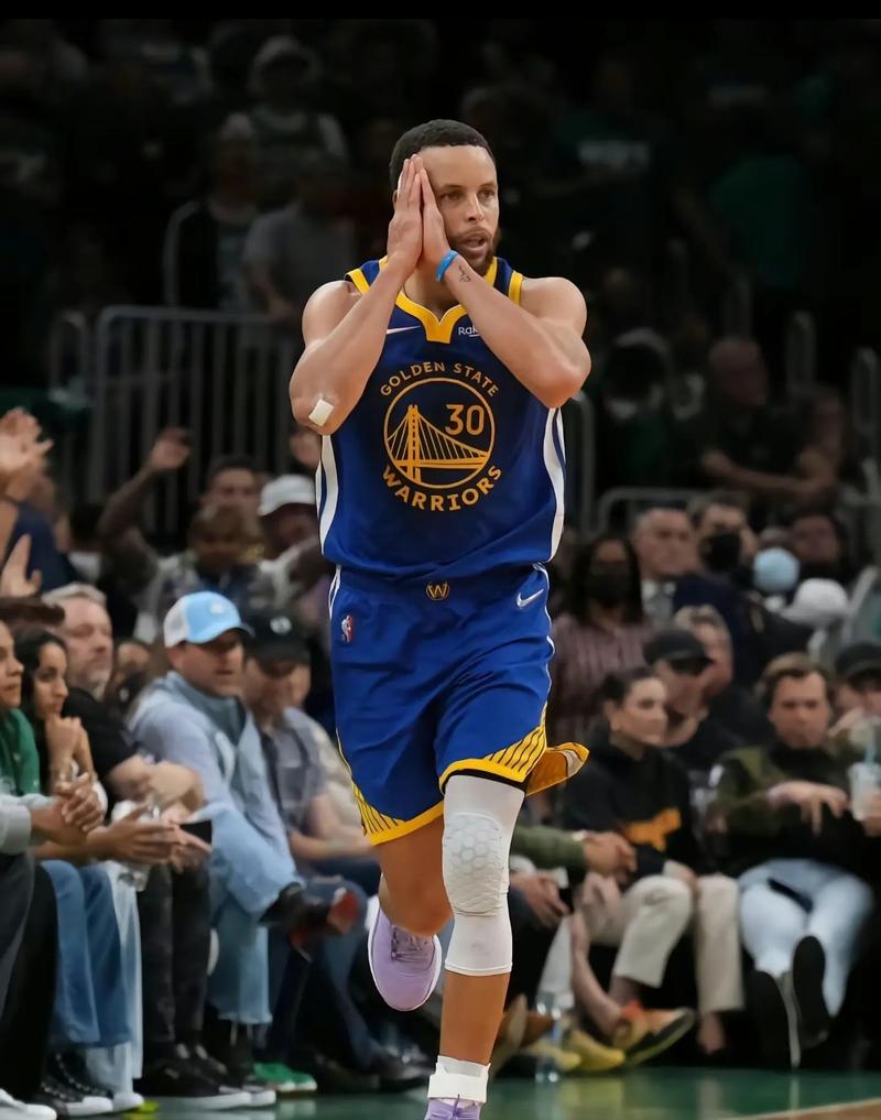 皮尔斯：一个女性无论外貌多好 如果无法沟通也会失去性吸引力（皮尔斯：再美的女人若不会沟通，也会失去性吸引力）