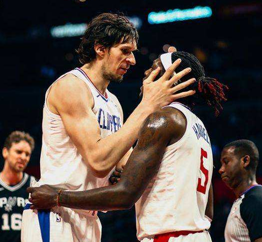 捷克主帅：早进球是大胜关键，附加赛最重要的是全员健康参加（捷克主帅：早早破门铺就大胜，附加赛重在全员健康出战）