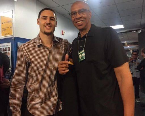 暂停关闭皮斯胡安球场，塞维利亚足球俱乐部坚决反对不公平处罚（皮斯胡安球场遭暂时关闭，塞维利亚俱乐部强烈反对不公正处罚）